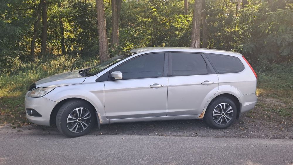 Форд фокус 2 .2008р в.Газ бензин