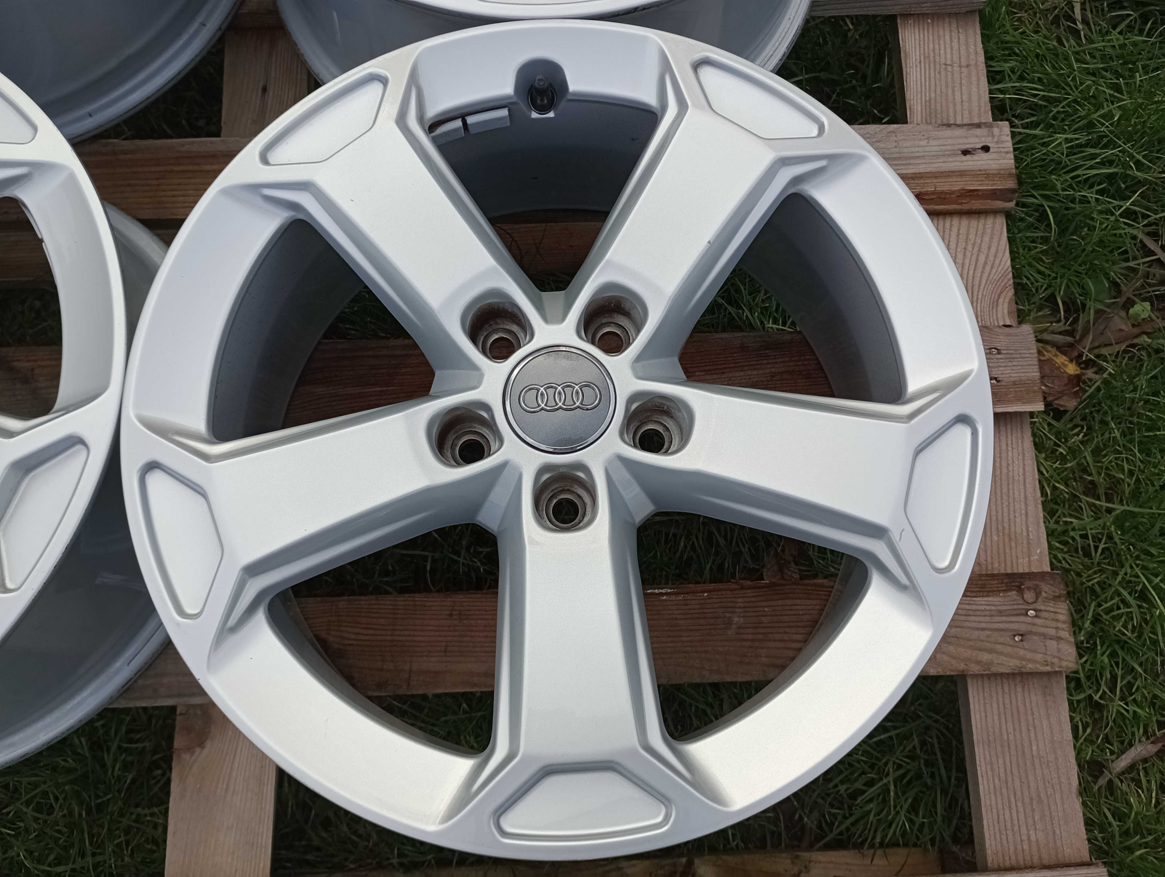 Alufelgi 17 cali 5x112 Audi Q2 Q3 A4 A3 - VW T-roc Skoda Seat - S-Line