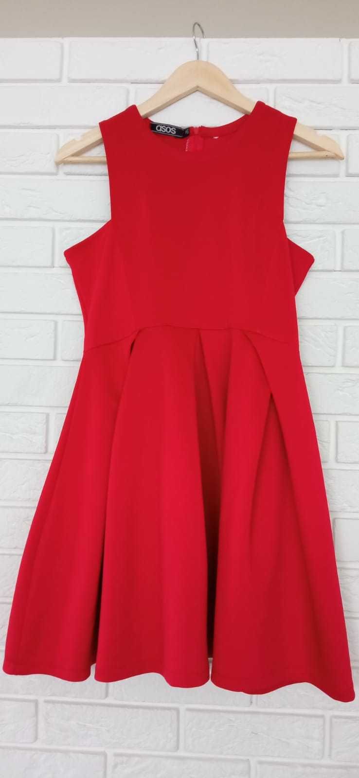 Czerwona sukienka ASOS