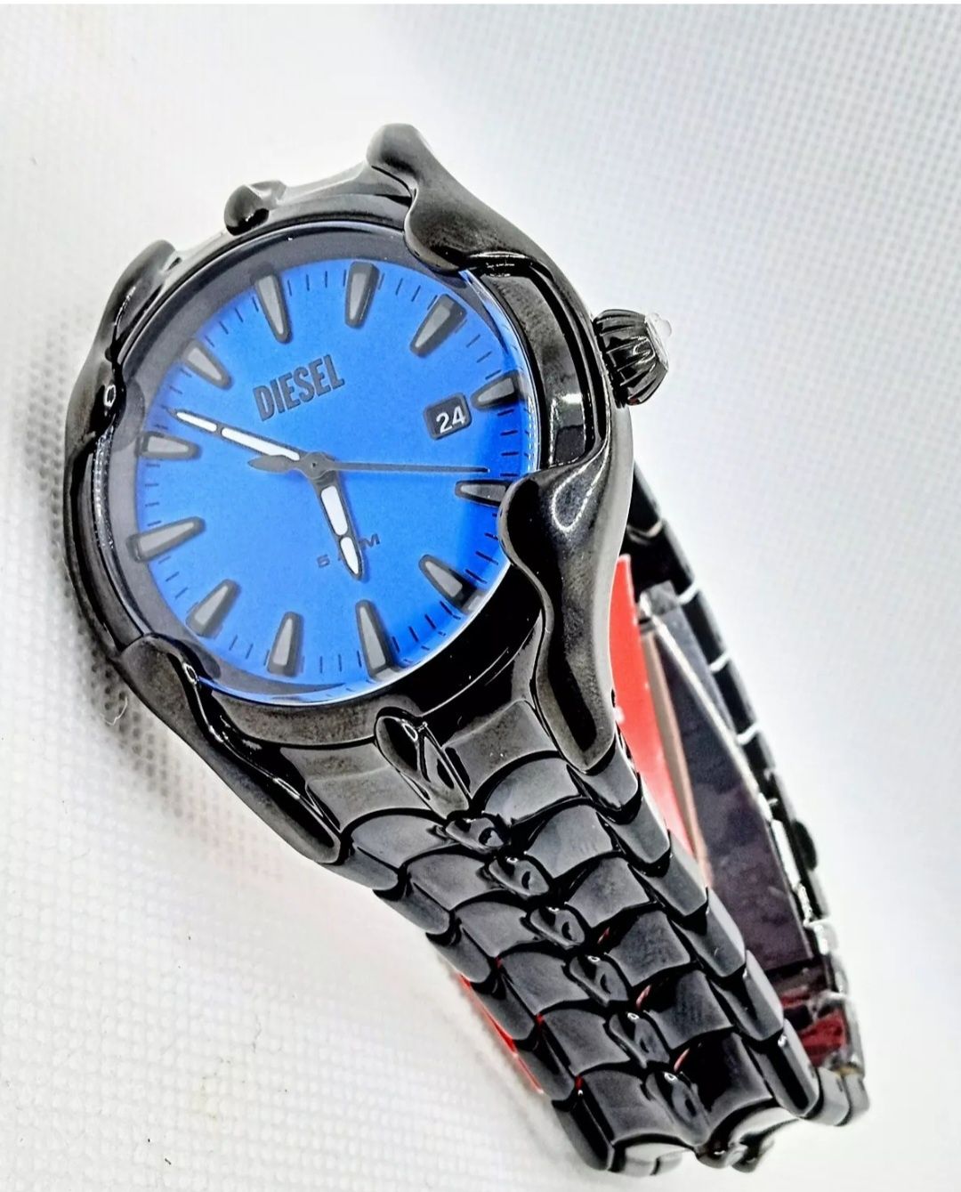 DIESEL Metamorph Vert Mens Blue Dial Watch, Reptilian Black часы.