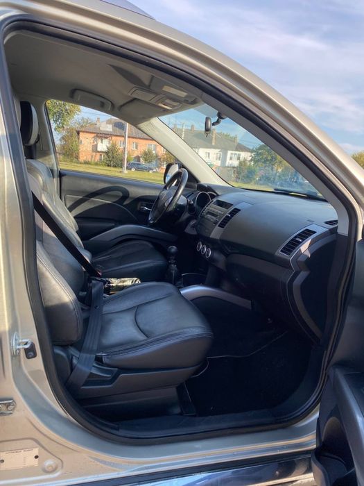 Пежо 4007 7 місць ідеал