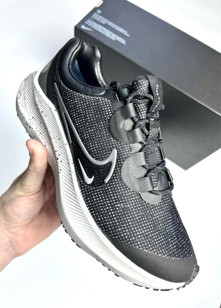 Nike zoom winflo 8 shield