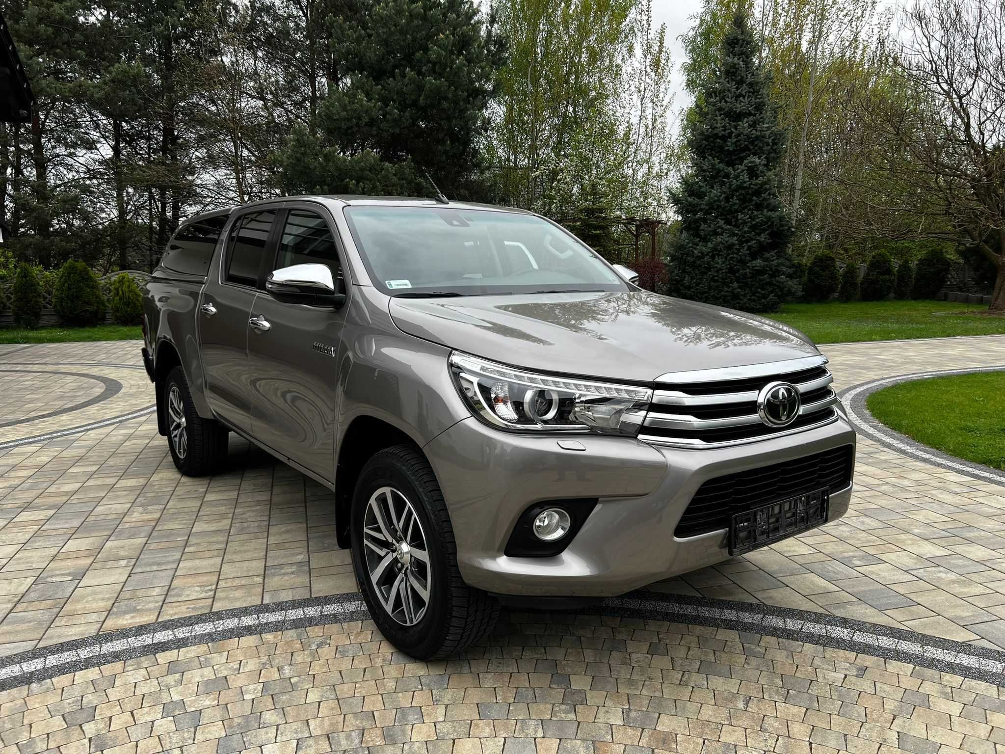 Toyota Hilux Salon Polska bezwypadkowy super stan 1 właściciel FV23