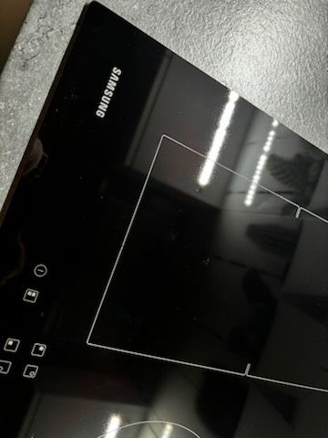 Praktycznie nowe szkło od płyty indukcyjnej Samsung NZ64K5747BK