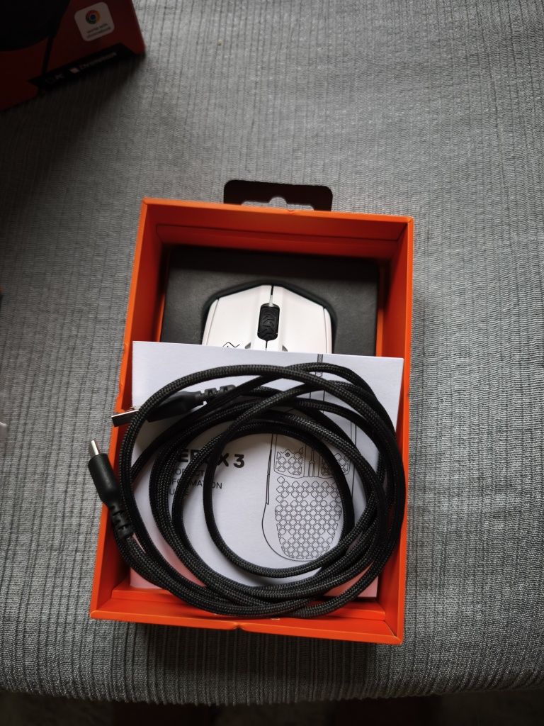 Rato Steelseries AEROX 3