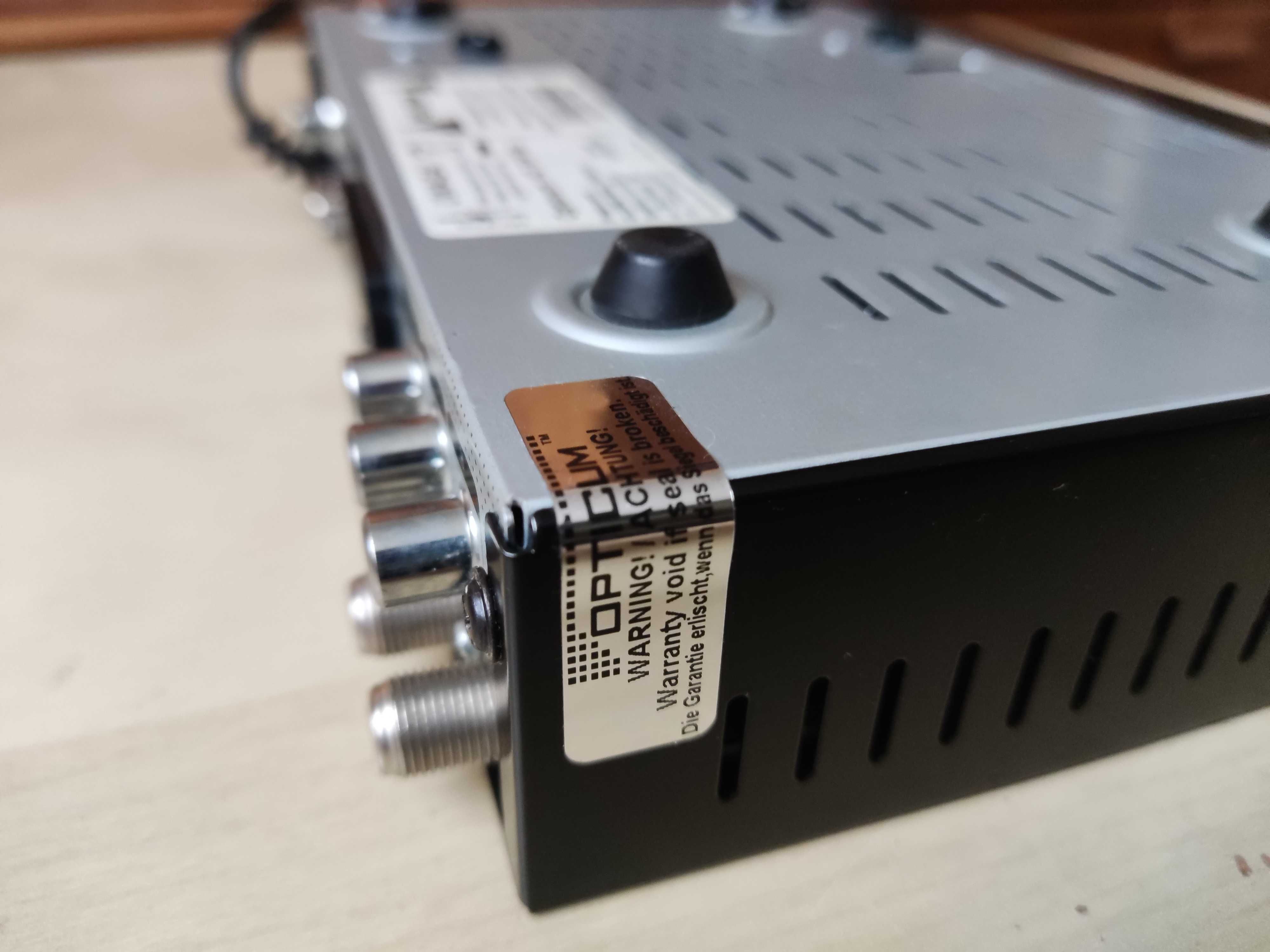 Dekoder cyfrowy tuner satelitarny Opticum HD X403p