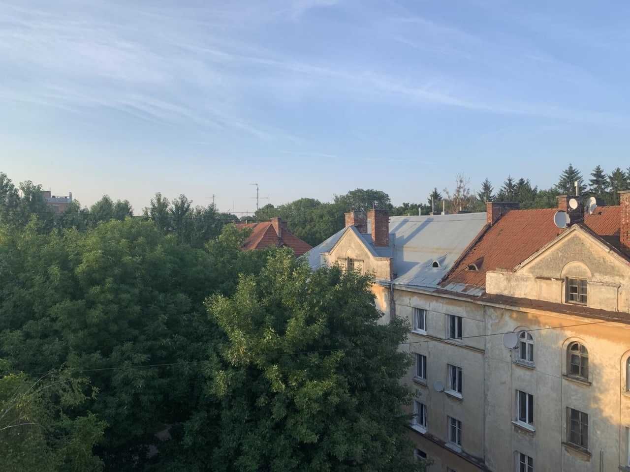 Продаж 4 кім. квартира 212 м2 на вул. Стрийська м. Львів