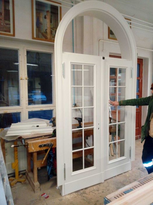 Drzwi zewnętrzne i wewnętrzne, usługi stolarskie ,stolarz