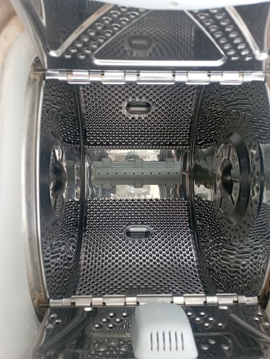 Пральна машина вузька Whirlpool