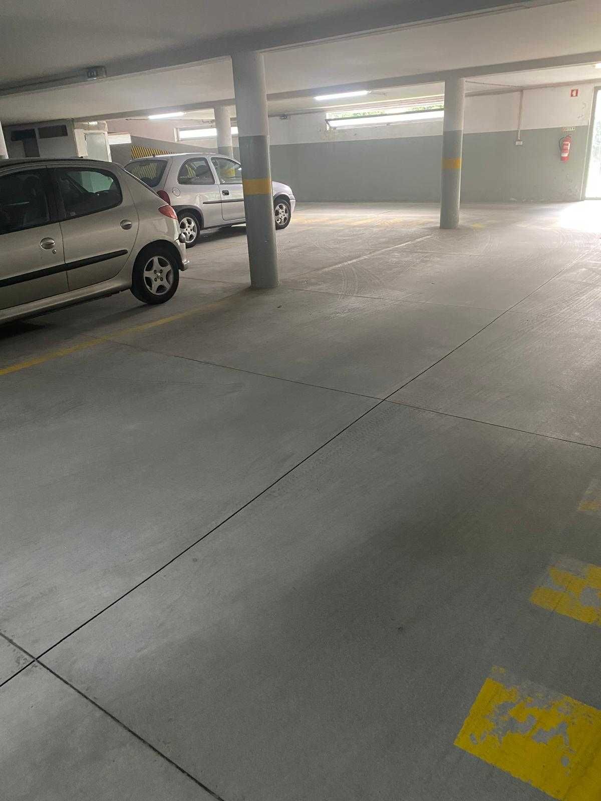 Lugar garagem Porto