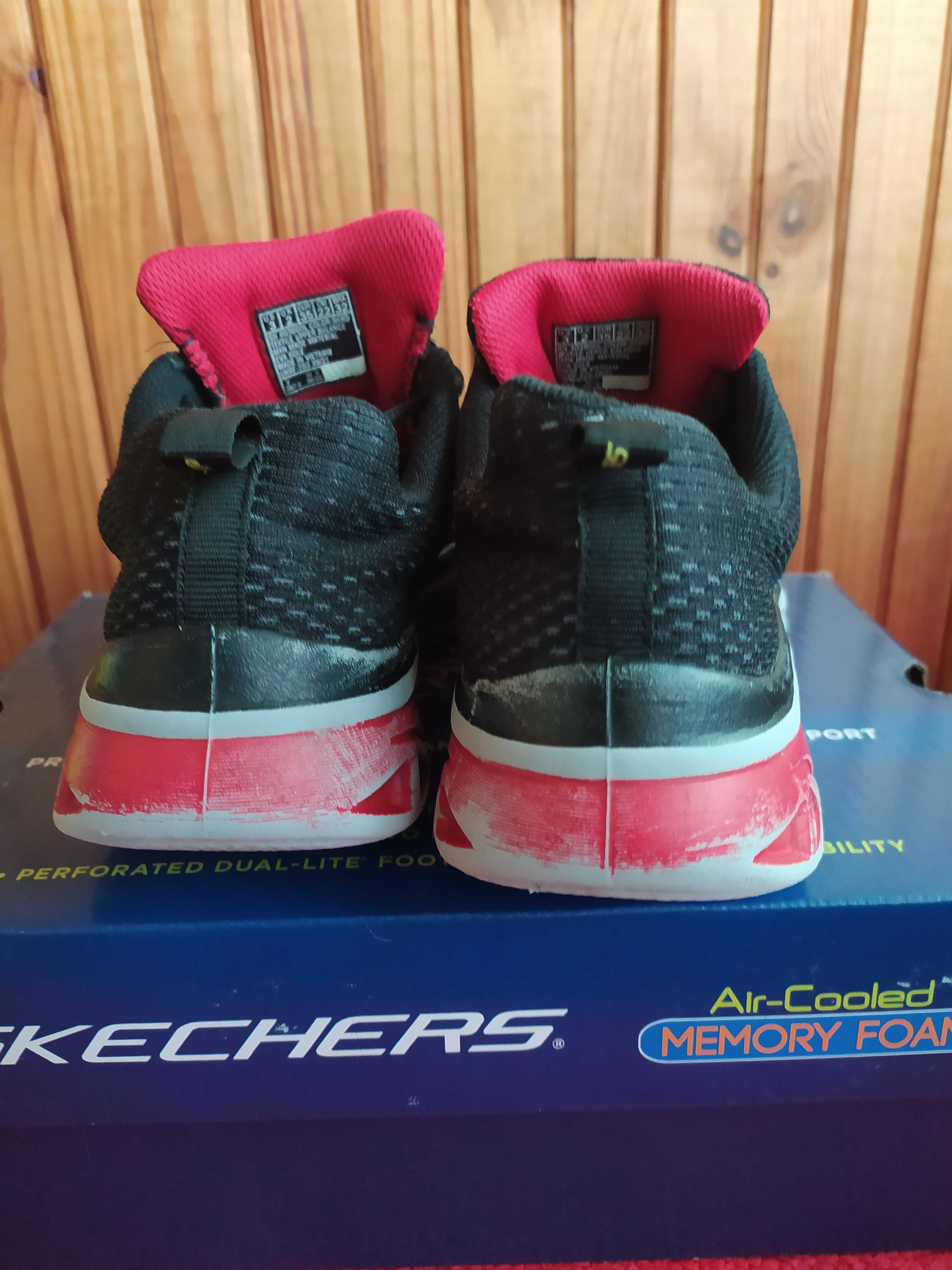 Кросівки Skechers 35 розмір