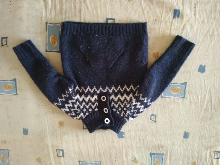 Красивая теплая кофта свитер 1-2 года