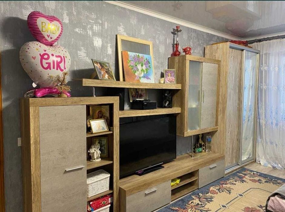 Продам трехкомнатную квартиру в Корабельном районе (р-н 48 школы)