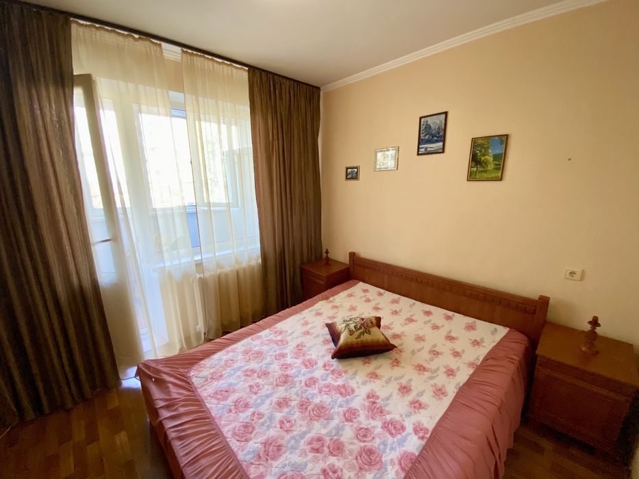 Отличная квартира, Ближний Намыв