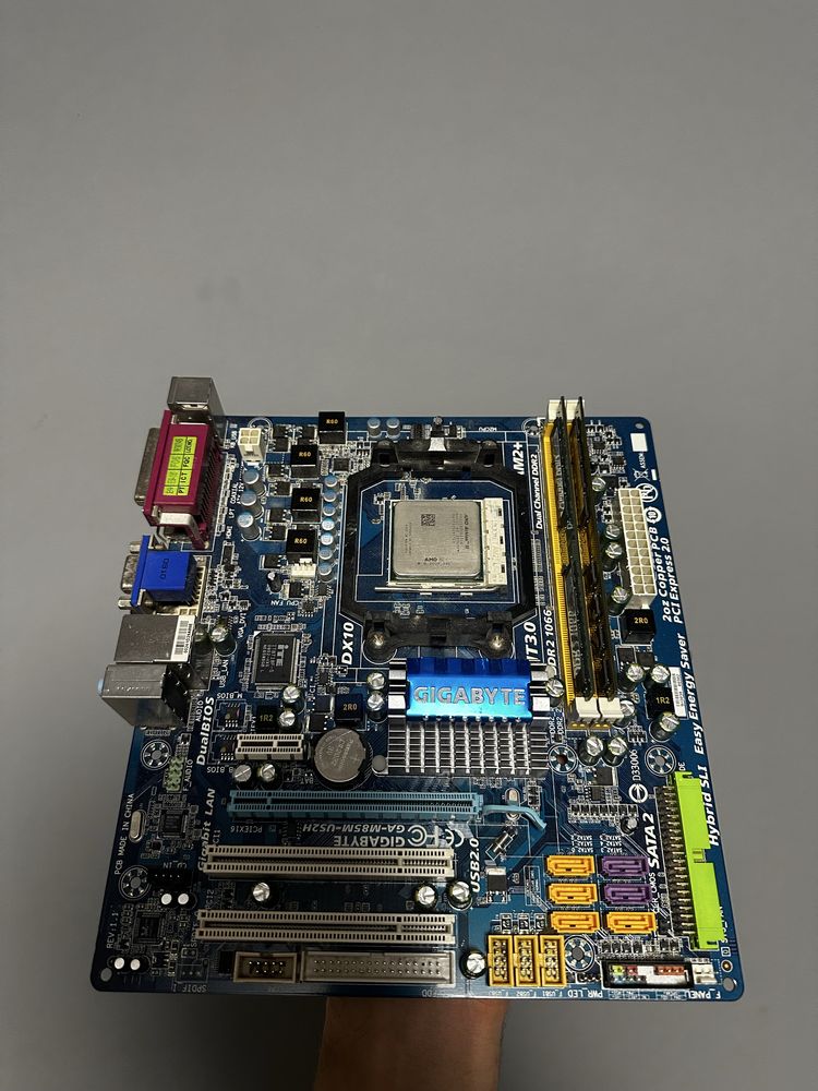 Матплата АМ2+ з Athlon 2 x2 240 + nVidia 8200 +4gb RAM ddr2 Samsung