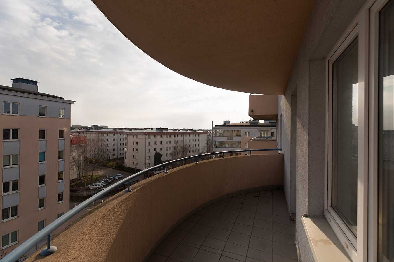 Kawalerka, 32 m2, duży balkon, metro Kabaty, bez prowizji