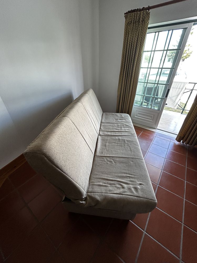 Sofá cama pouco usado