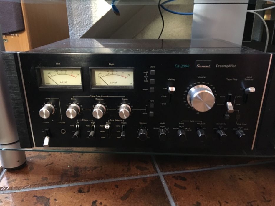 Pré amplificador Sansui CA-3000