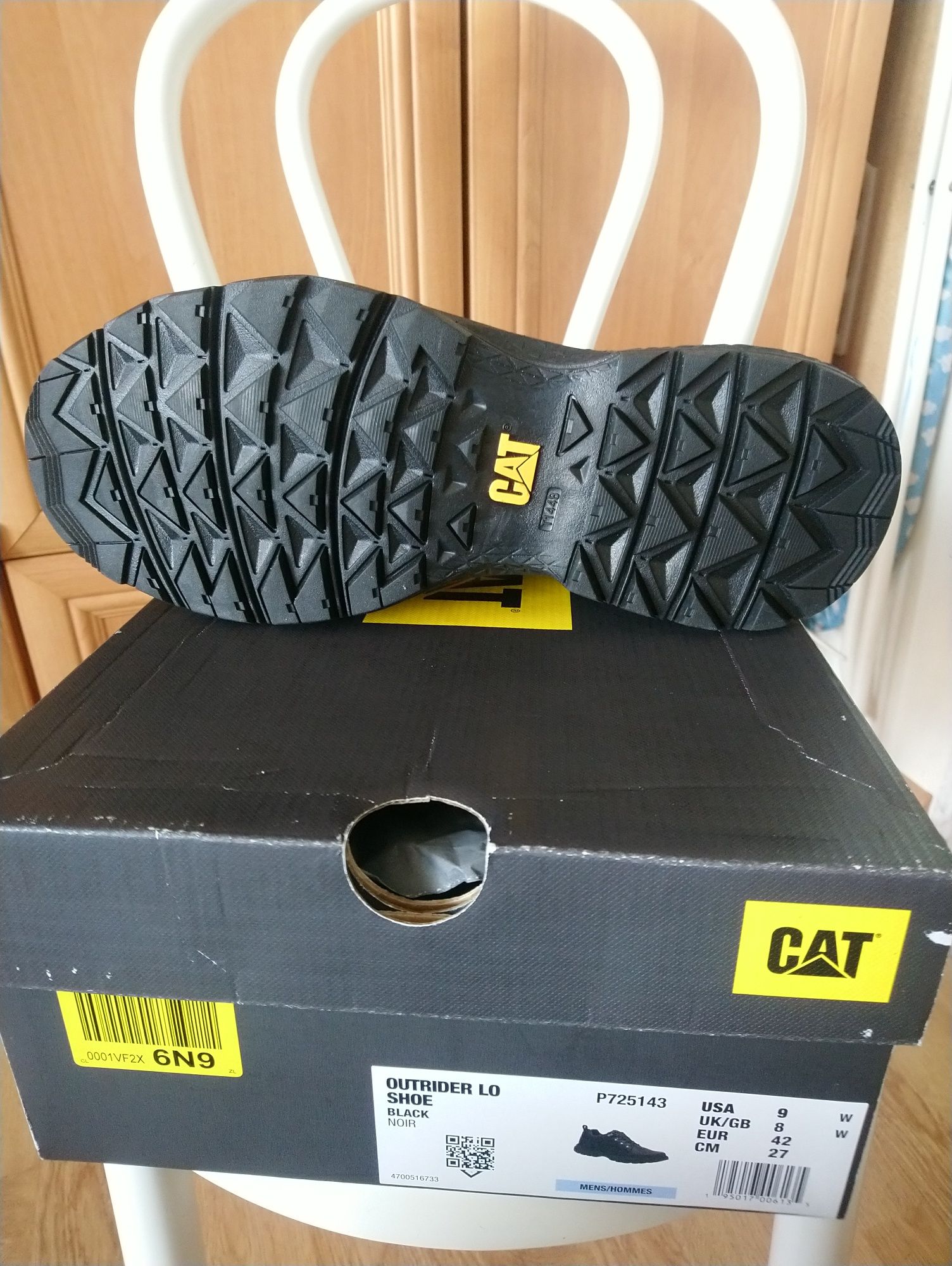 Nowe buty męskie CAT rozmiar 42