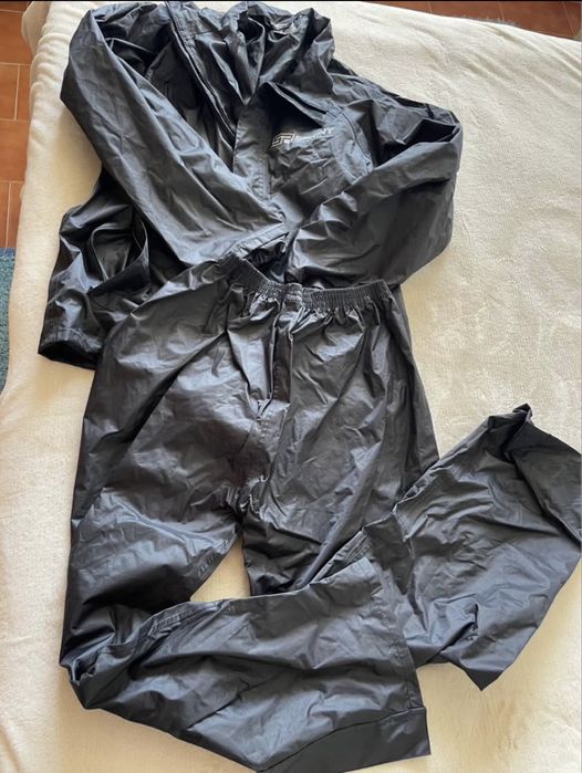 Vendo capa de chuva - Mota