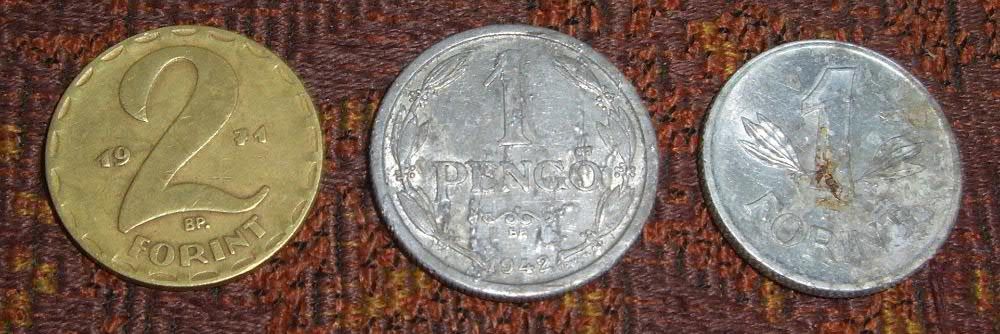 Продаю иностранные монеты разных годов,одним лотом.