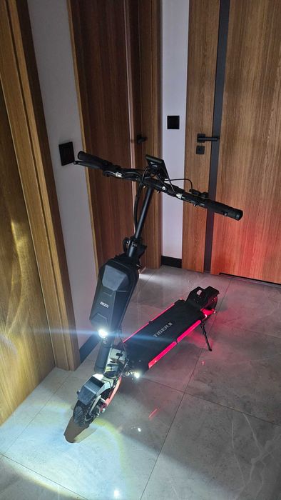 - Hiley Tiger 8 V3 - Red -