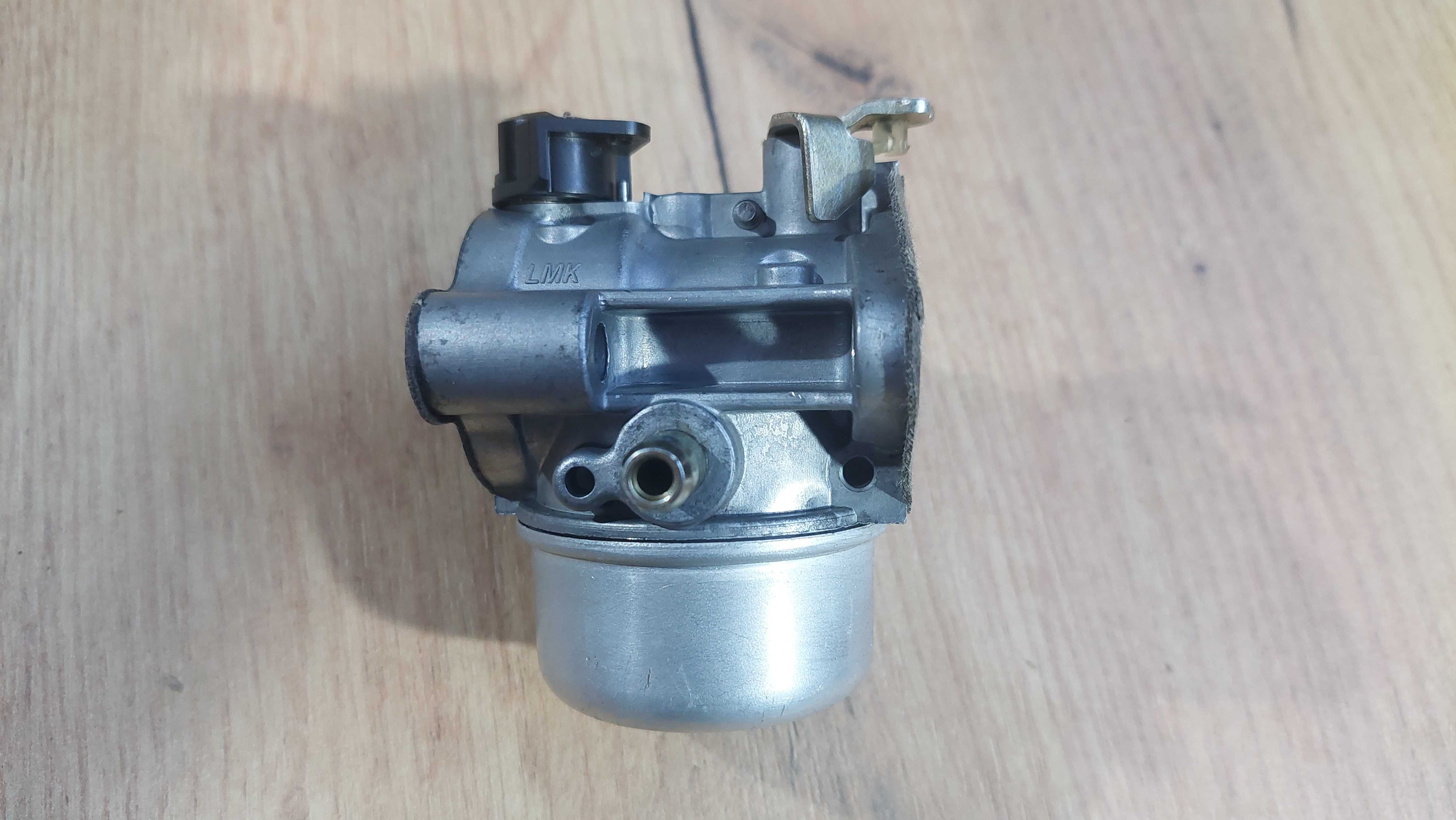 Gaźnik traktorek kosiarka Briggs Stratton 10-16KM oryginalny Walbro