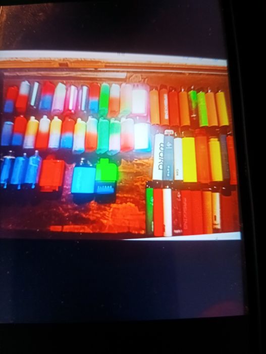 Батарейки аккумуляторы.