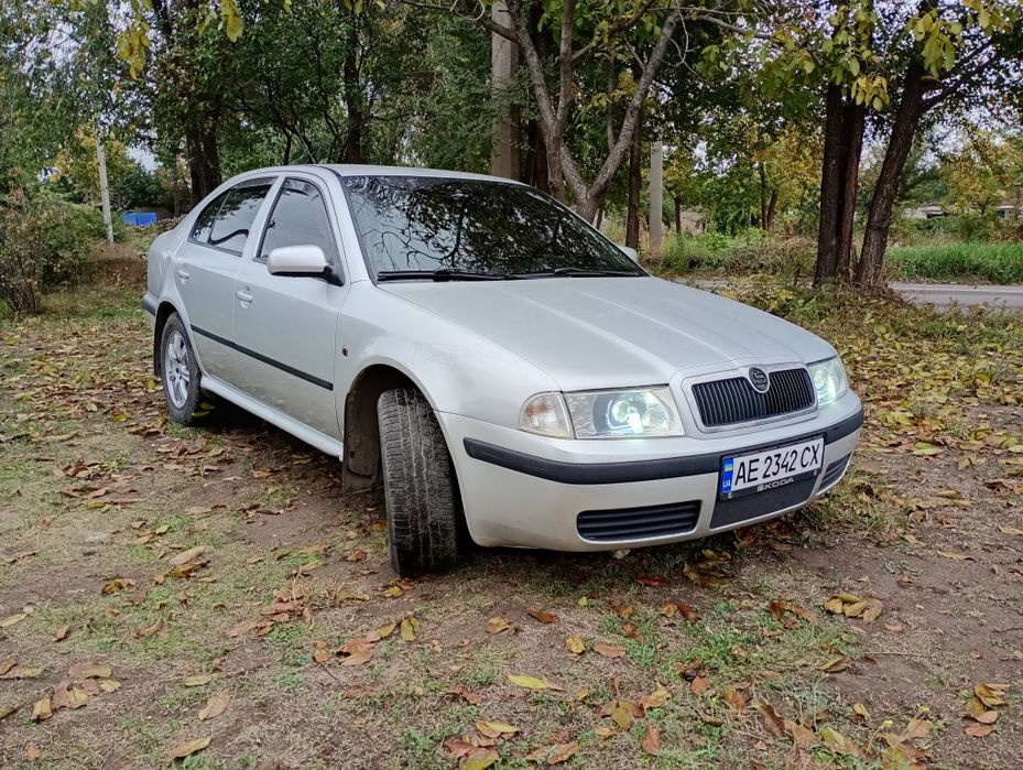 Продам шкоду Октавия тур 1,6
