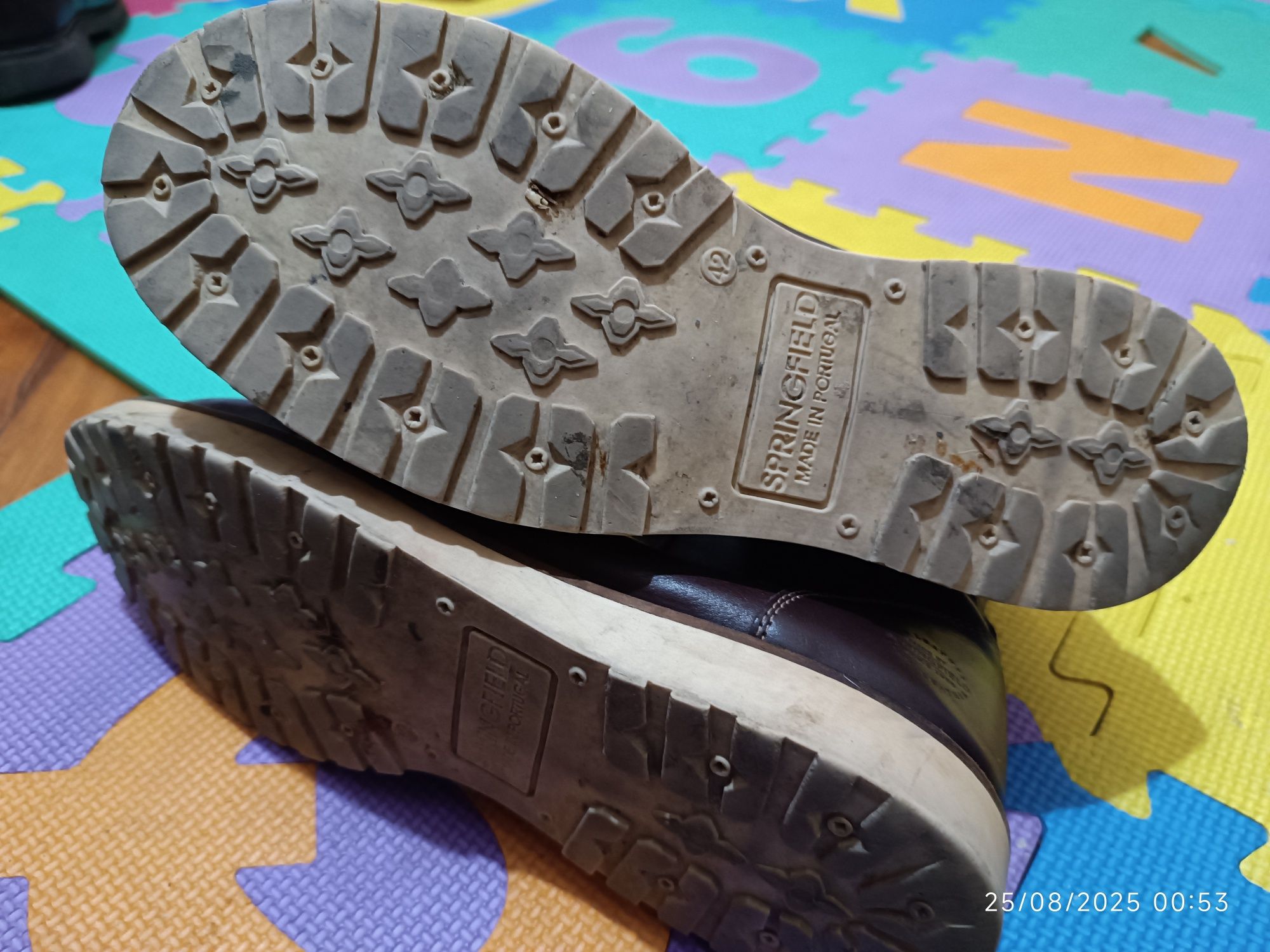 Botas de montanha em pele - 42/43