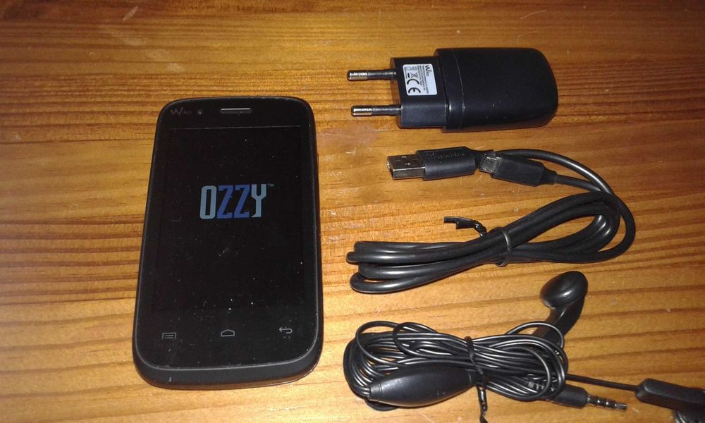 Telemóvel Wiko -Ozzy+ Fones
