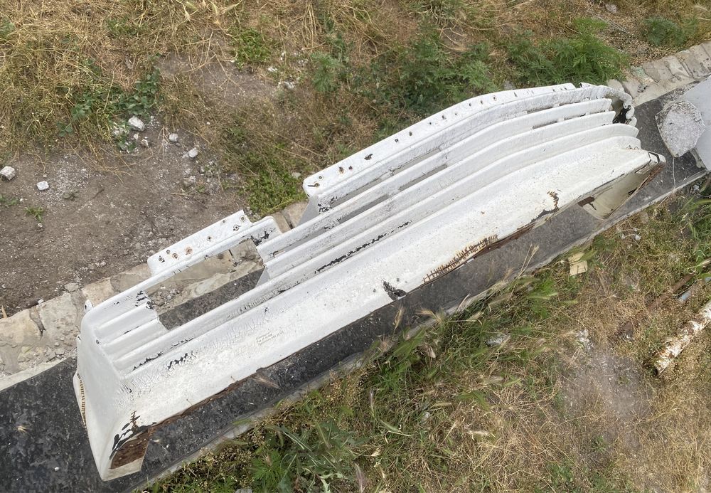 Продам переднюю губу БМВ Е 28;Е12 BMW Frontspoiler BBS
