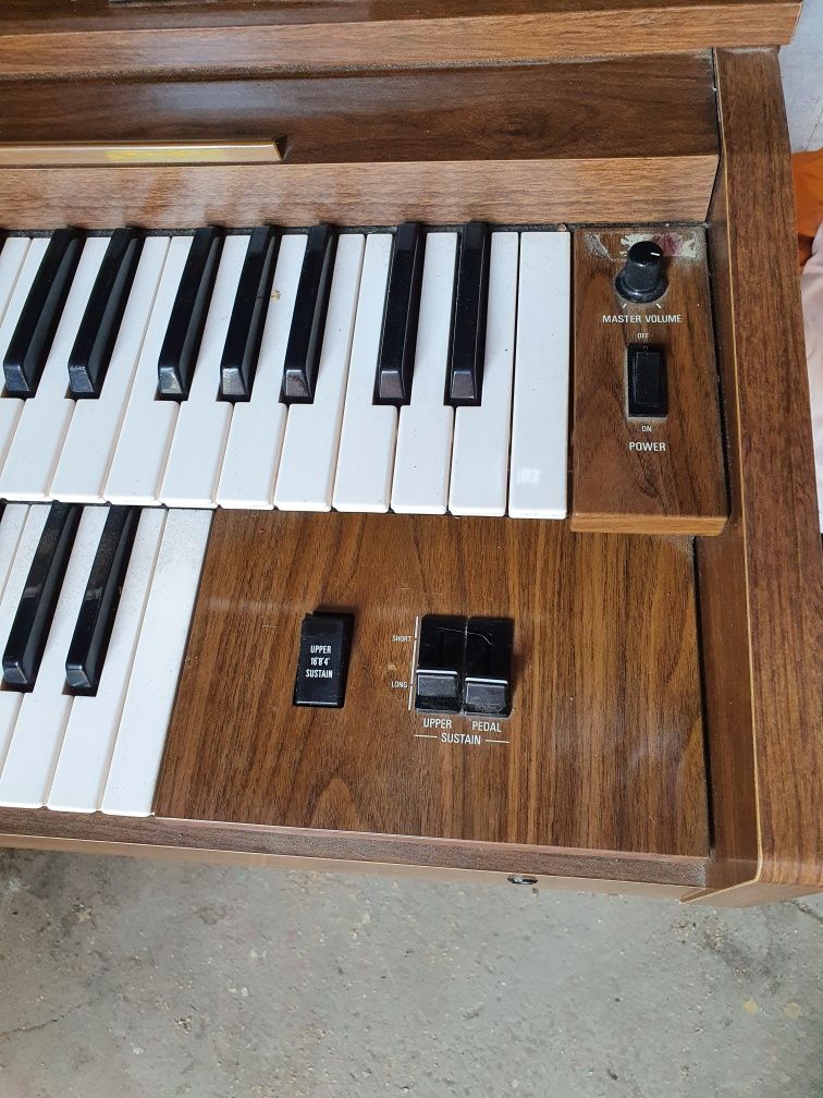 Organy elektroniczne YAMAHA ELECTONE A-55