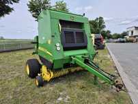 Prasa Rolująca Zmiennokomorowa JohnDeere 582