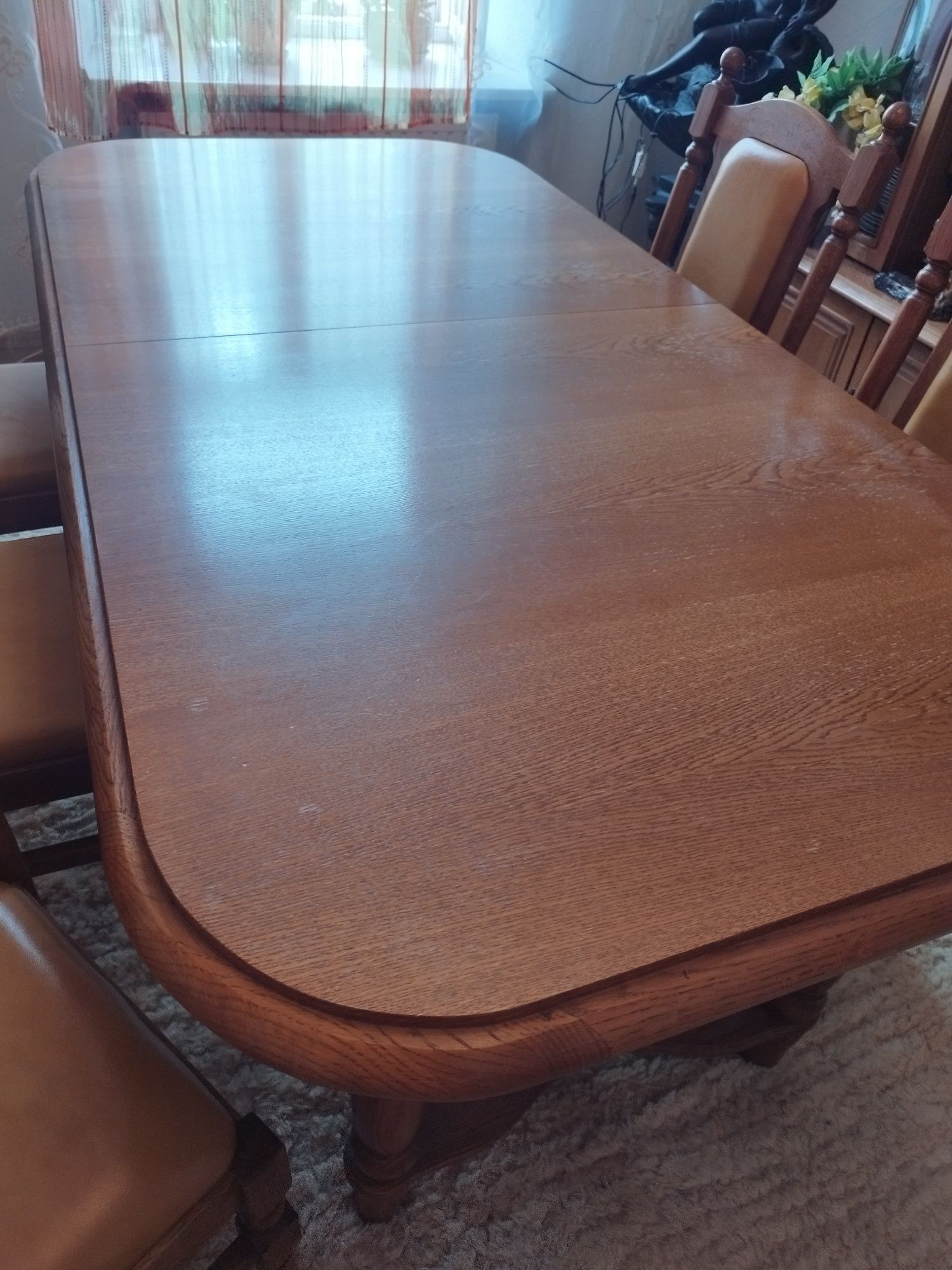 Piękny dębowy stół rozkladany188+112 z krzesłami ,prawdziwa skóra