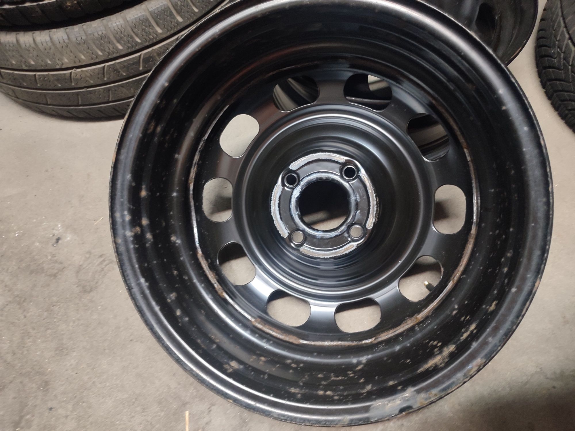 Komplet felg stalowych 16" 4x108 et32 6.5J osadzenie 65