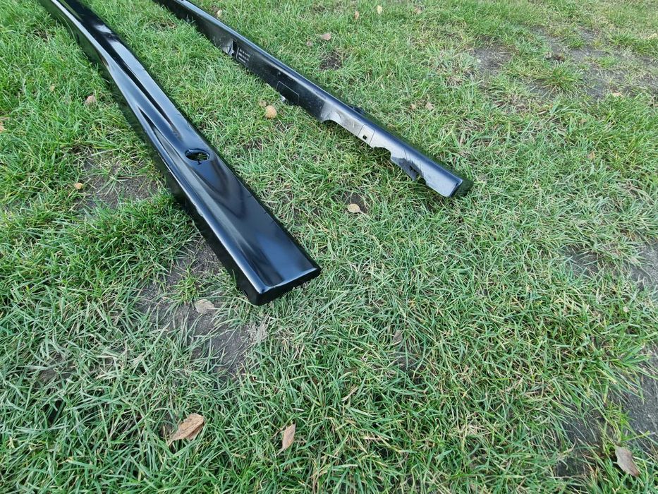 Nakładki na progi m-pakiet skręcane BMW e36 oryginalne