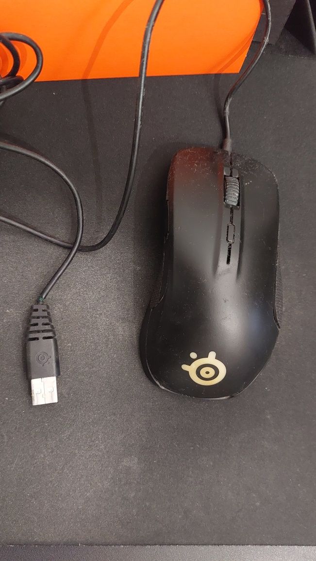 sprzęt  steelseries  podkładka i myszka + składane biurko komputerowe