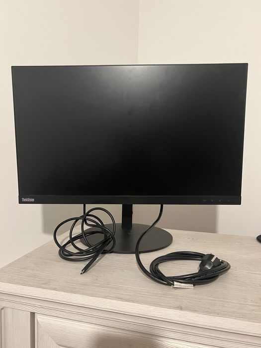 Monitor Lenovo 24 cale