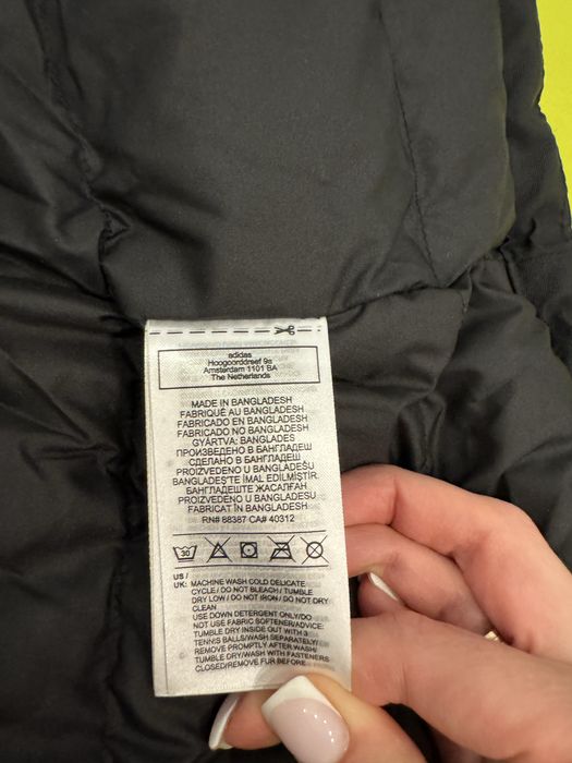 Парка (новая) adidas