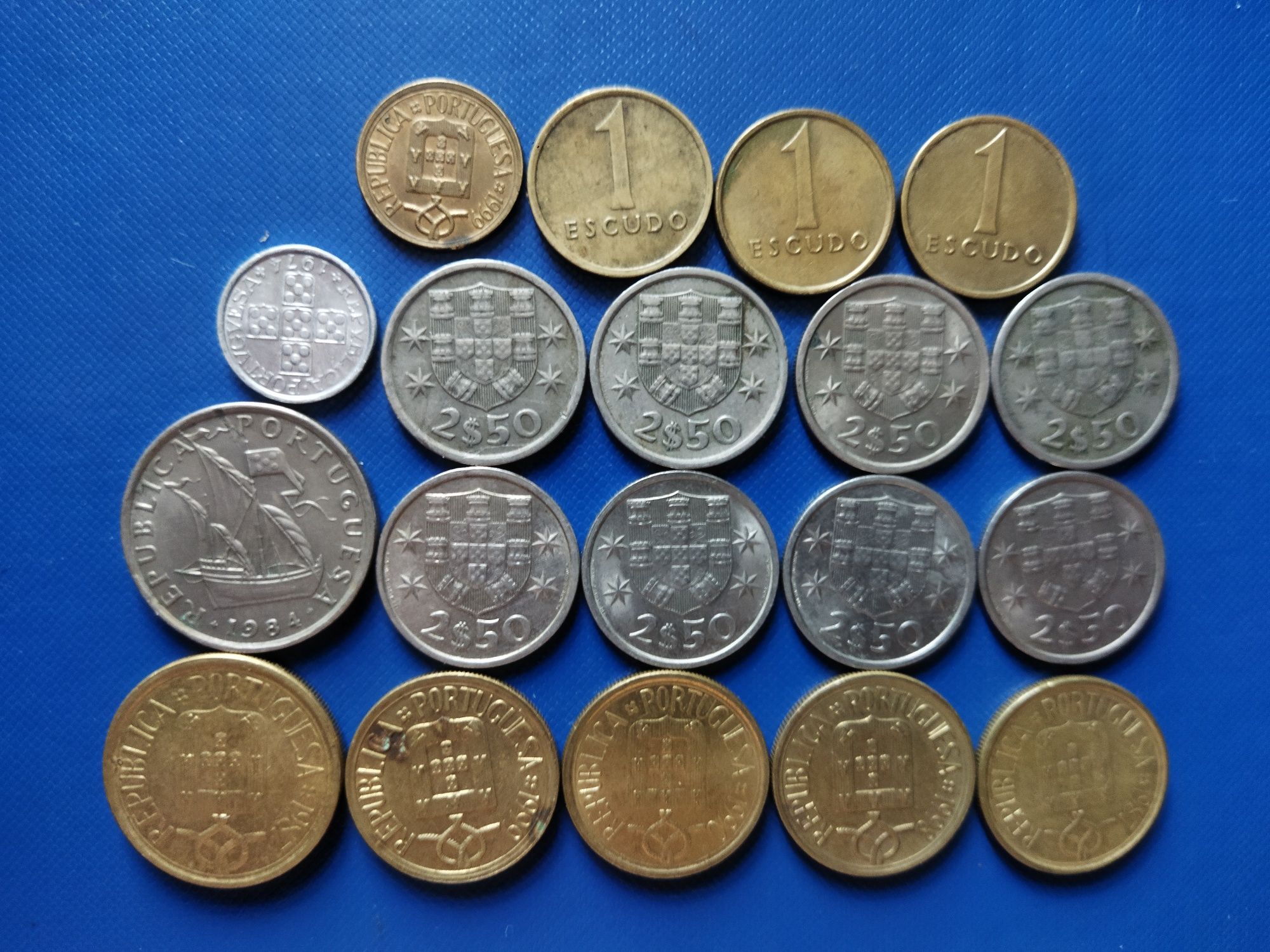 Набор монет Румынии, Португалии, Гибралтара