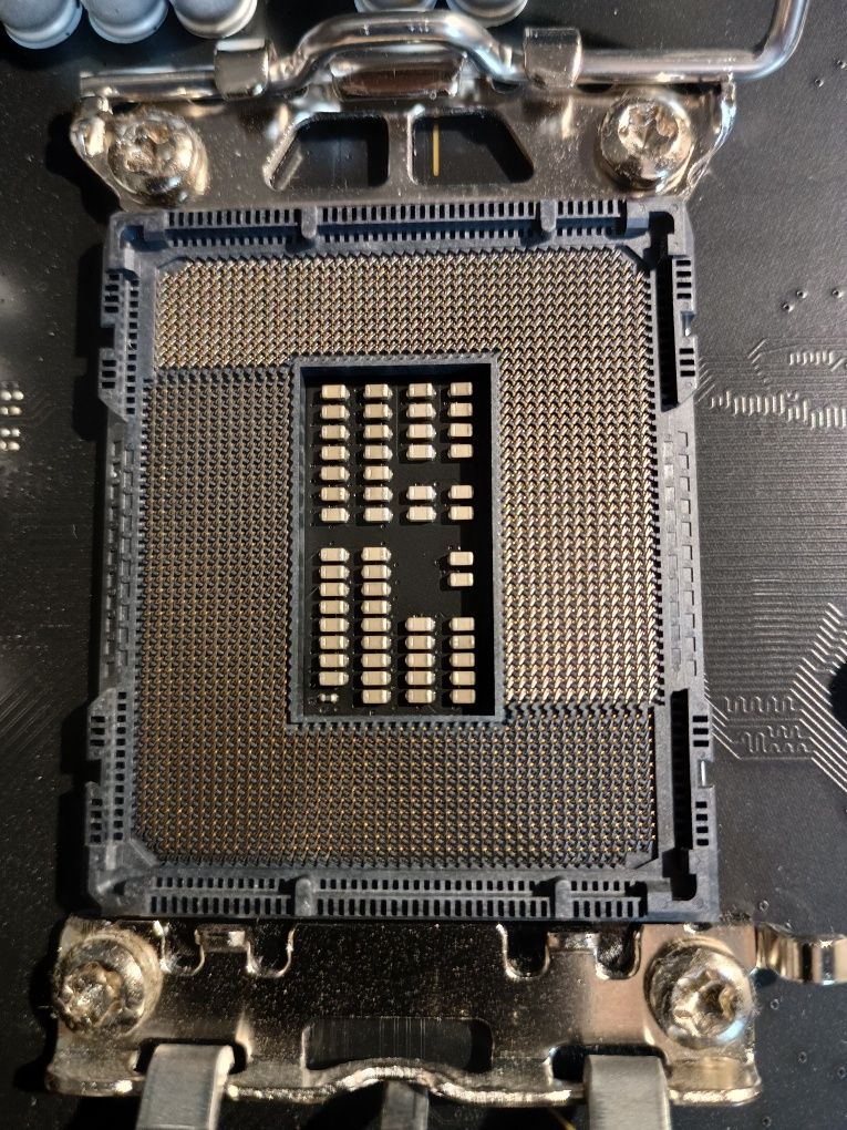 Płyta główna MSI B760 Gaming Plus Wi-Fi DDR5 + oryginalny Windows 11