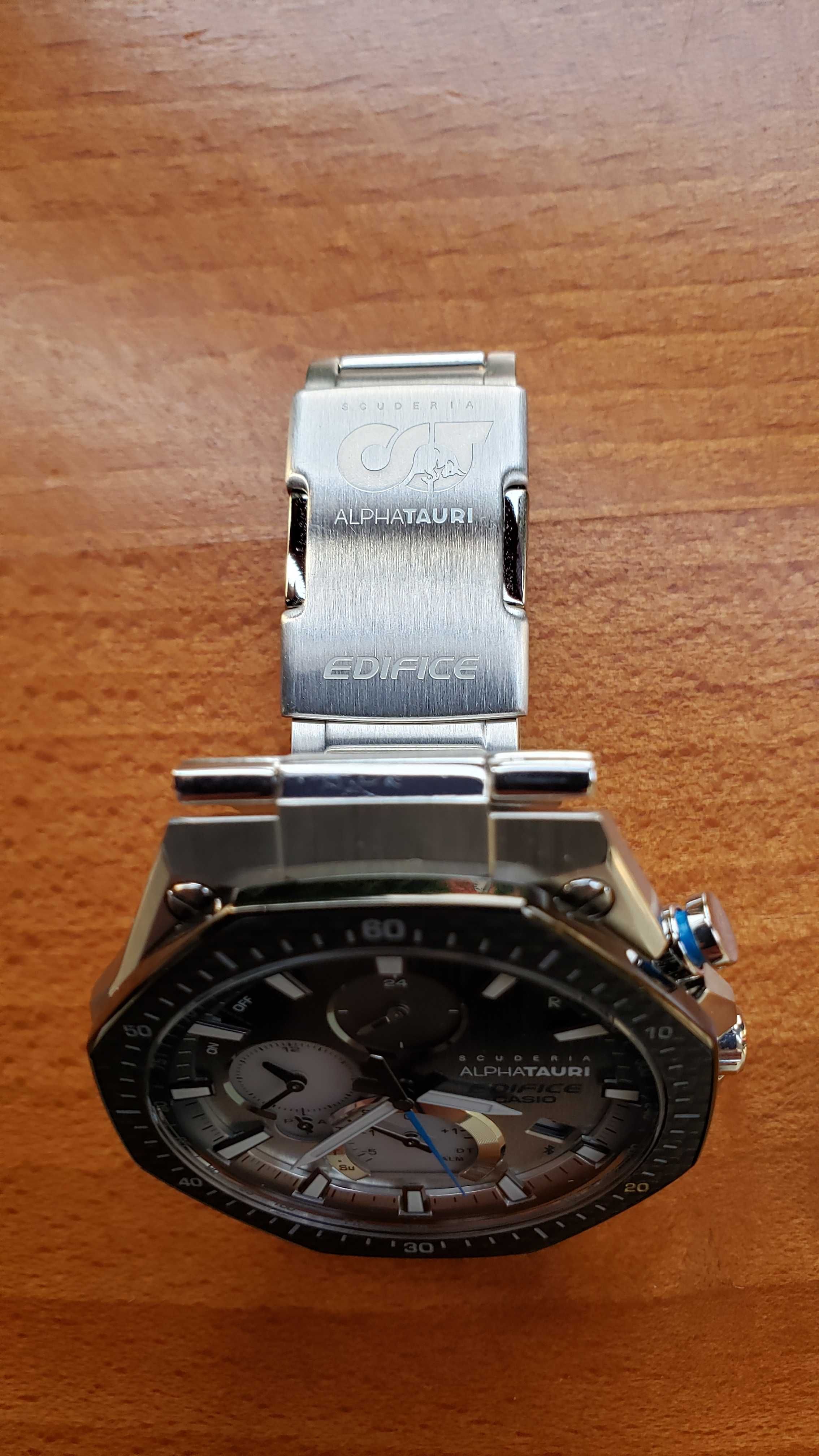 Годинник Casio EQB-1100AT-2A (Limited)