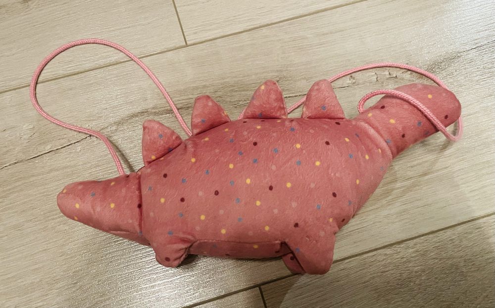 Toewbka plusziwa dinozaur