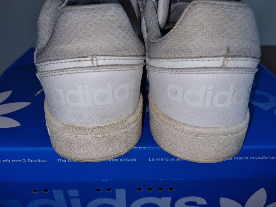 Tenis Adidas bons