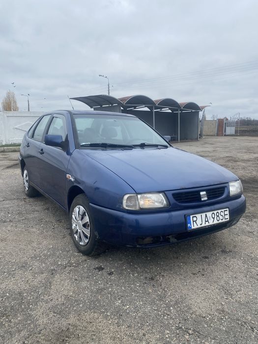 Продам Seat cordoba 1.4 бензин
