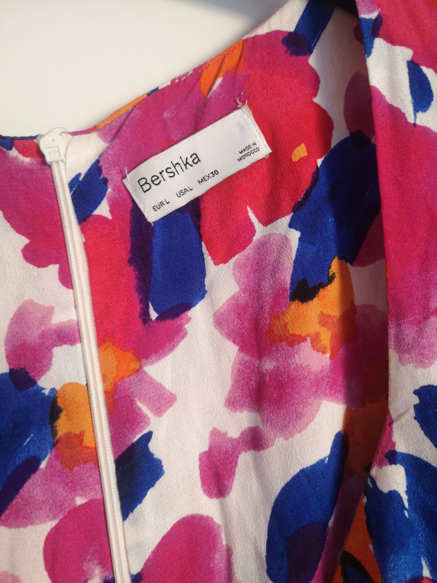 Bershka piękna sukienka w kwiaty z rozporkiem L/40 100%wiskoza