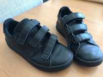 Adidas Unisexo em preto tam. 32 bom estado