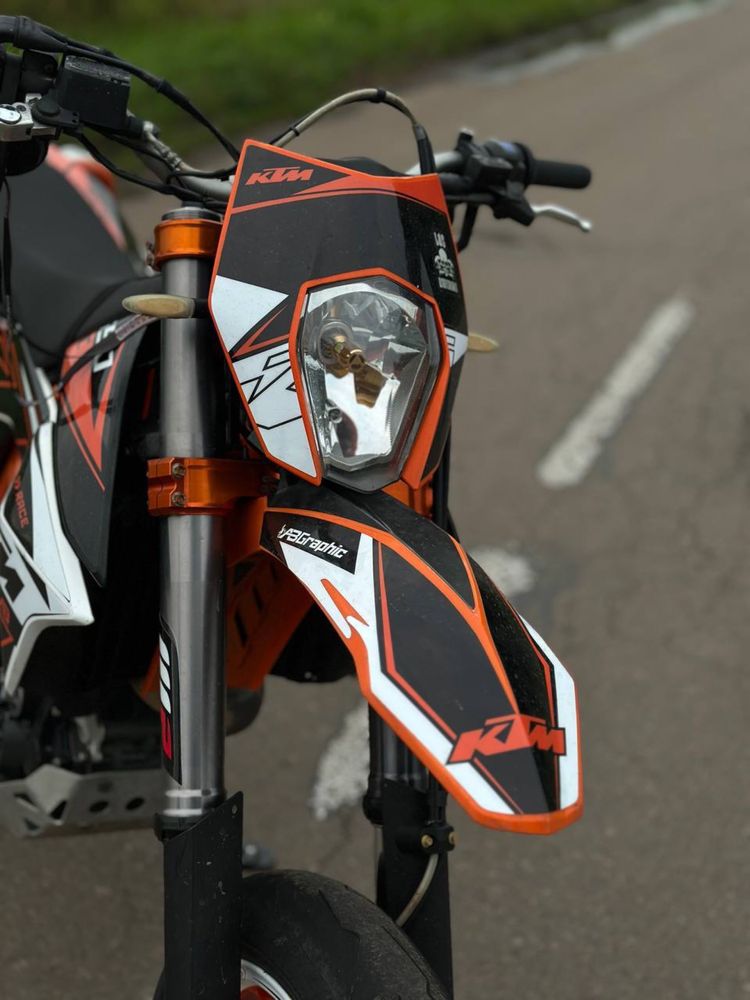 Ktm supermoto 690