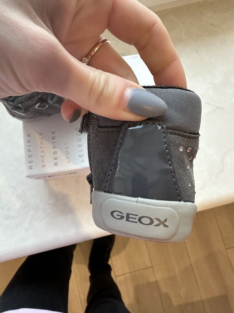 Ботинки GEOX 23розмір 14.2 см